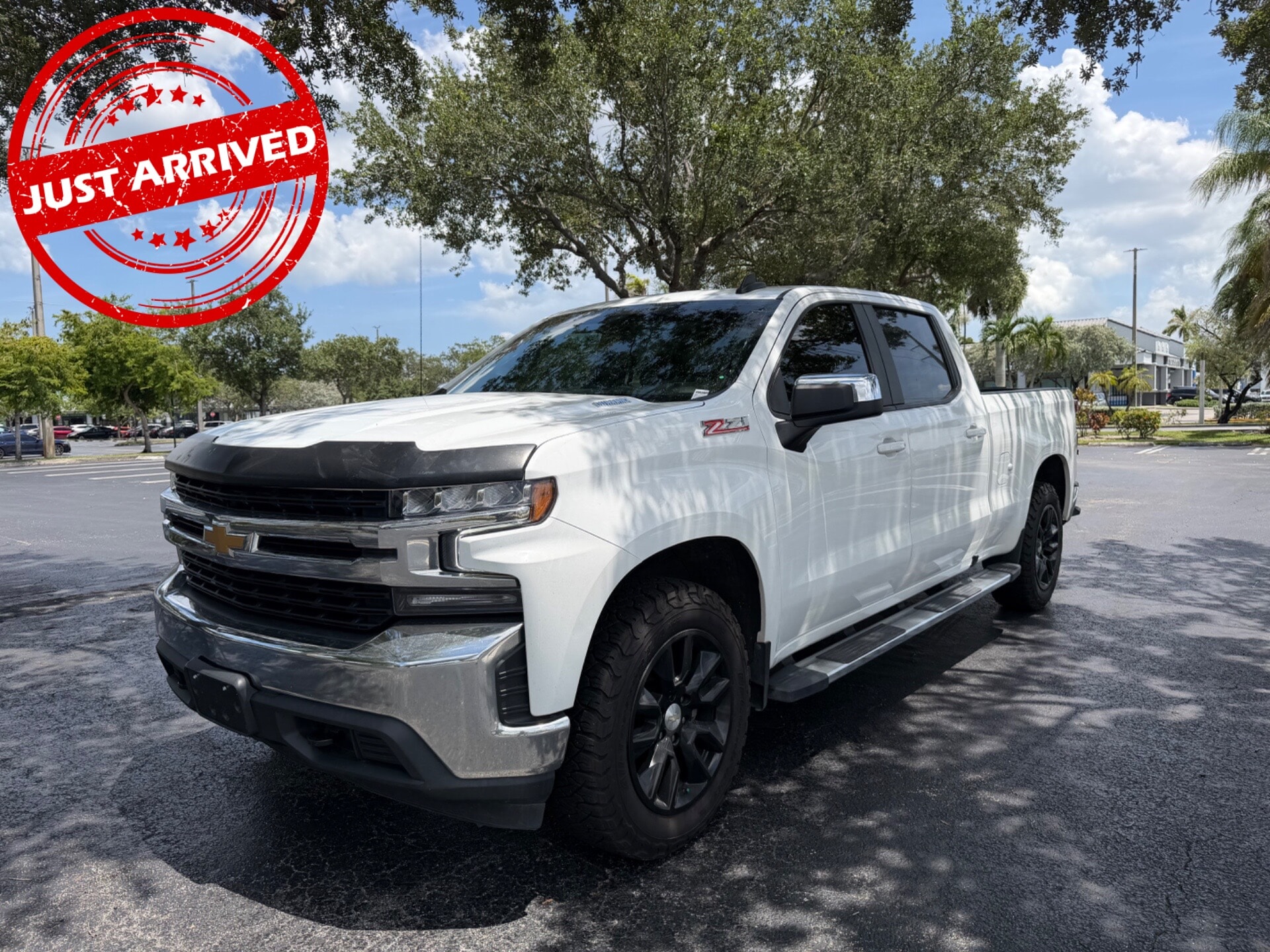 chevrolet silverado 1500 limited 2022 1GCUYDET5NZ116303 image chevrolet silverado 1500 limited 2022 1GCUYDET5NZ116303 image